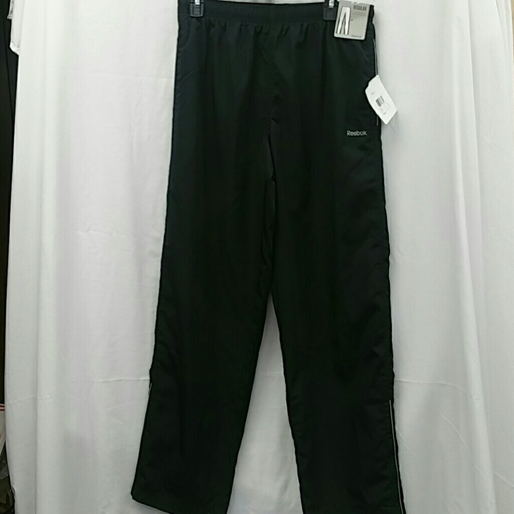 Reebok black woven  pants size medium